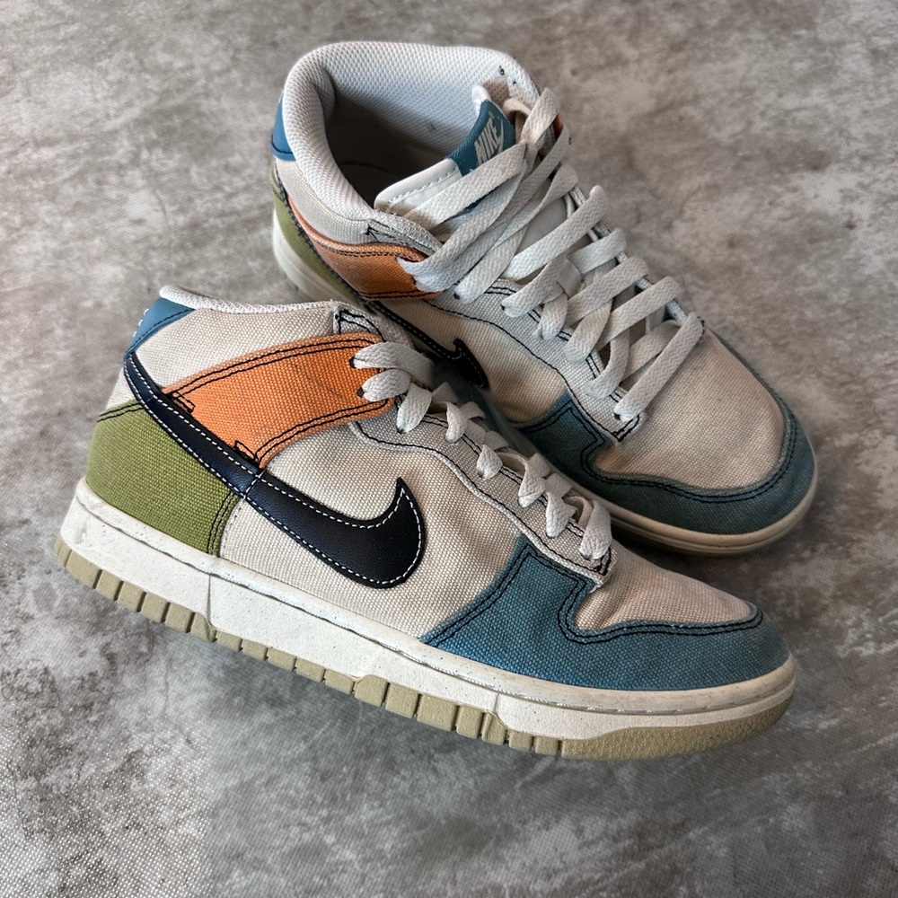 Nike Multicolor Dunks - Picture 8 of 8